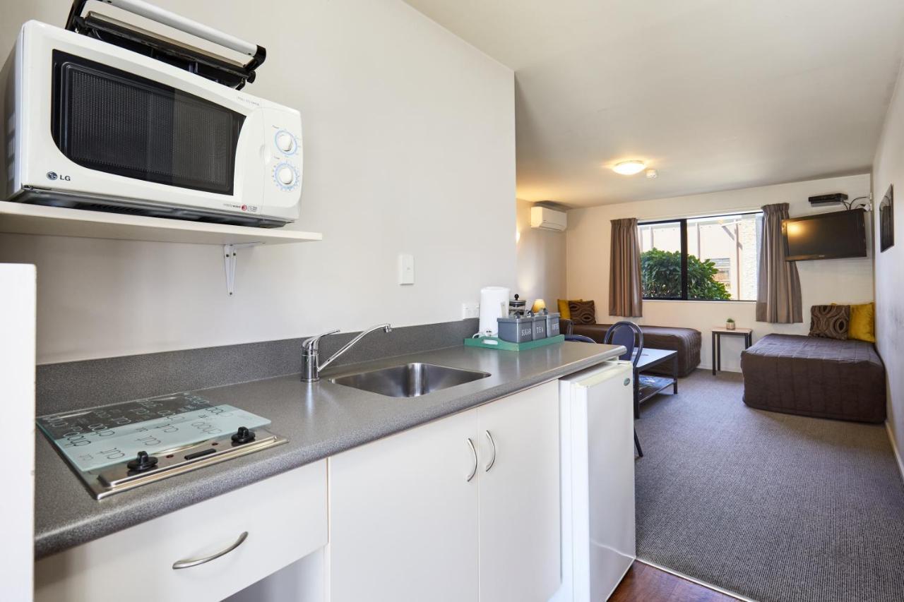 Blenheim Palms Motel Екстер'єр фото