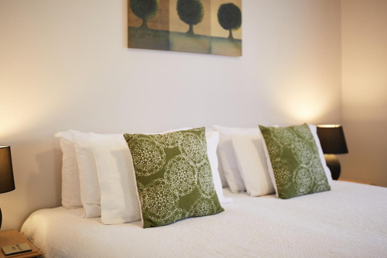 Blenheim Palms Motel Екстер'єр фото
